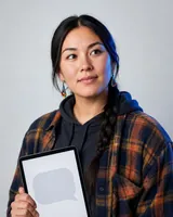 Portrait of Brielle, the fictional persona of the Reddit Manager, an AI agent